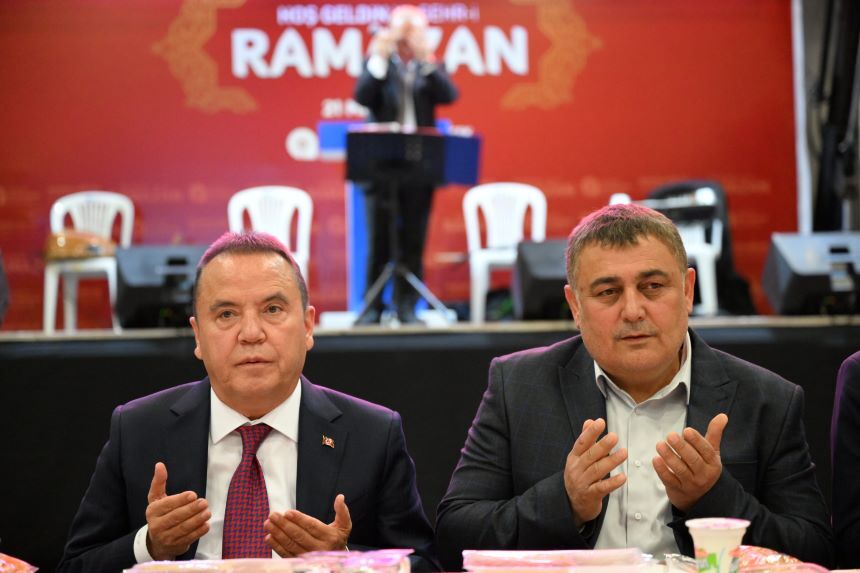 Muhittin Böcek İsa Aksu