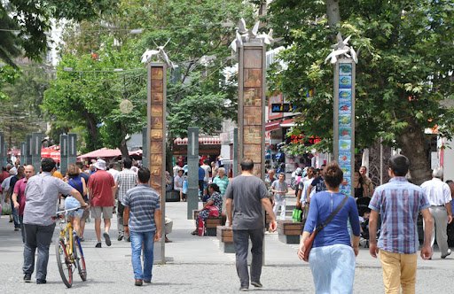 Antalya Kapalıyol Kalabalık