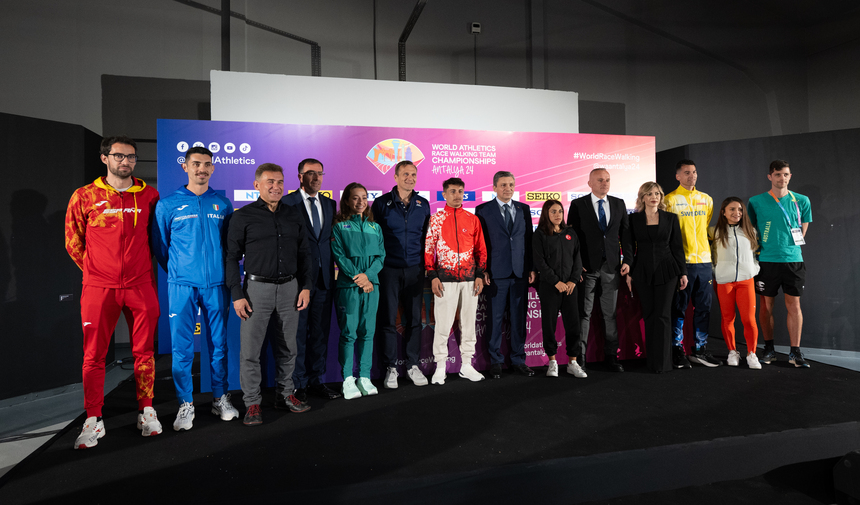 Dünya Yürüyüş Takımları Şampiyonası Sporcular Antalya Basın Toplantısı Toplu Foto