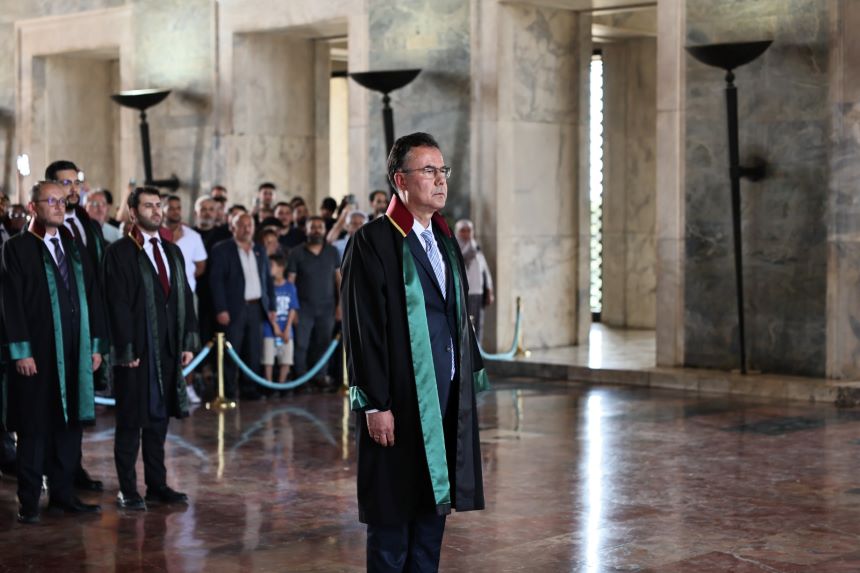 Burdurlu Avukatlar Anıtkabir’de Söz Verdi