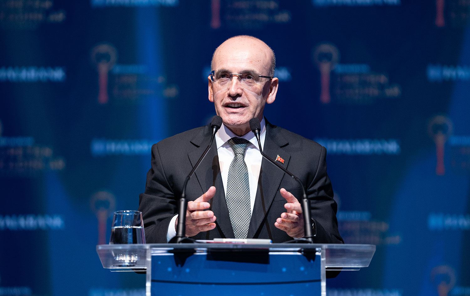 Mehmet Simsek Evli Mi