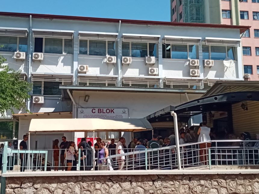 Antalya Atatürk Hastanesi Acil Servis (2)-2