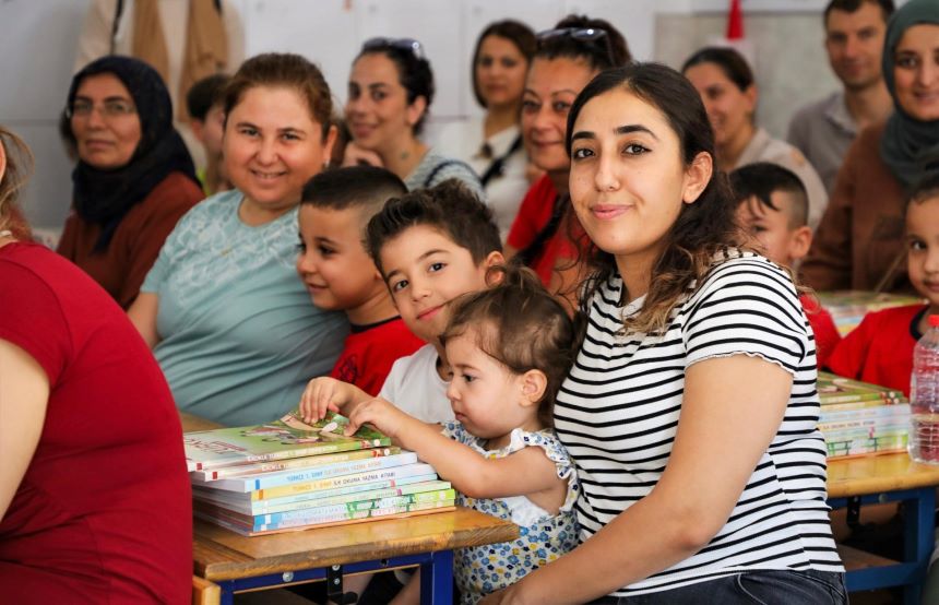 Okulun Ilk Günü Öğrenciler