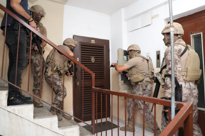 Operasyon Polis