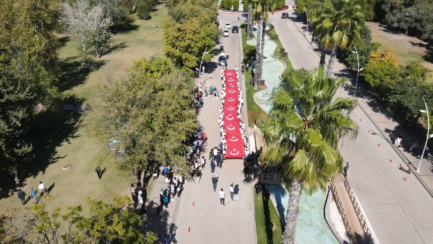 Akdeniz Üniversitesi Yürüyüş