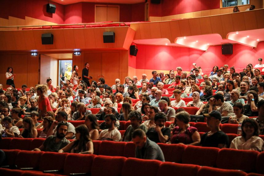 Altın Portakal’da Film Gösterimleri Başladı! İlk Film ‘Hükümdarlık’ Oldu  (2)