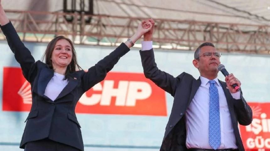 Özgür Özel Gülşah Durbay