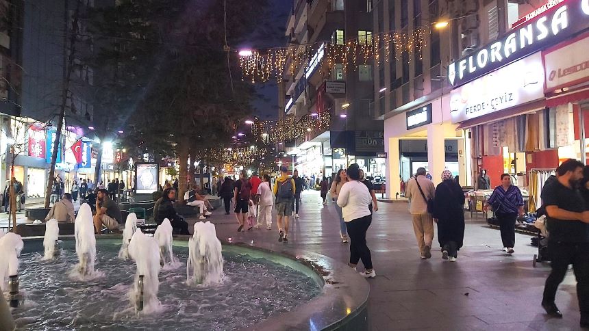 Antalya Kapalıyol Caddesi