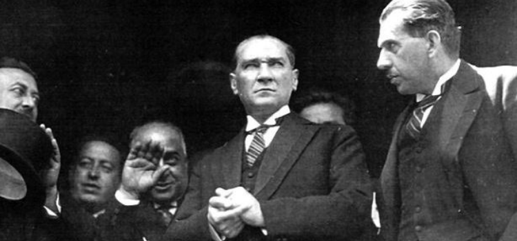 Atatürk Fotoğrafı