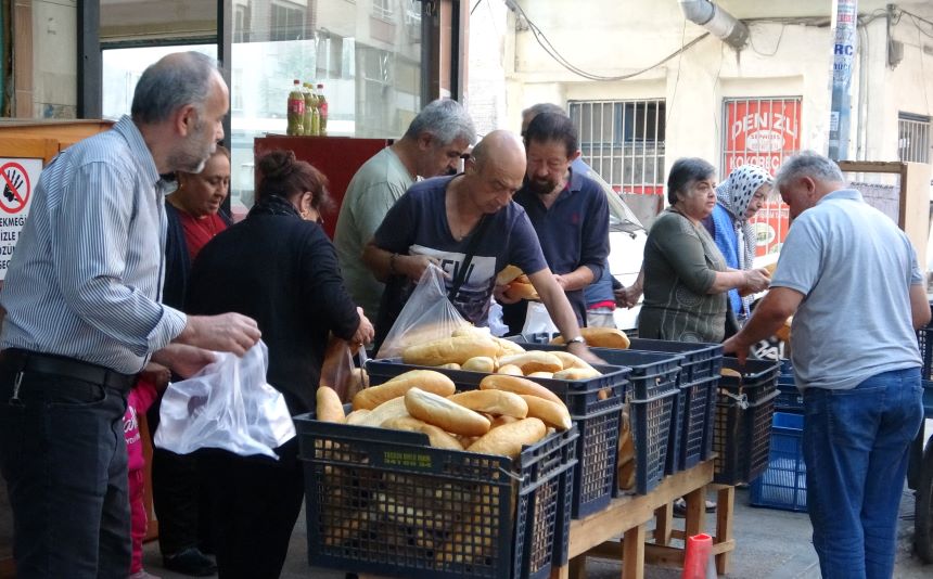 Ekmek Kuyruğu Mersin