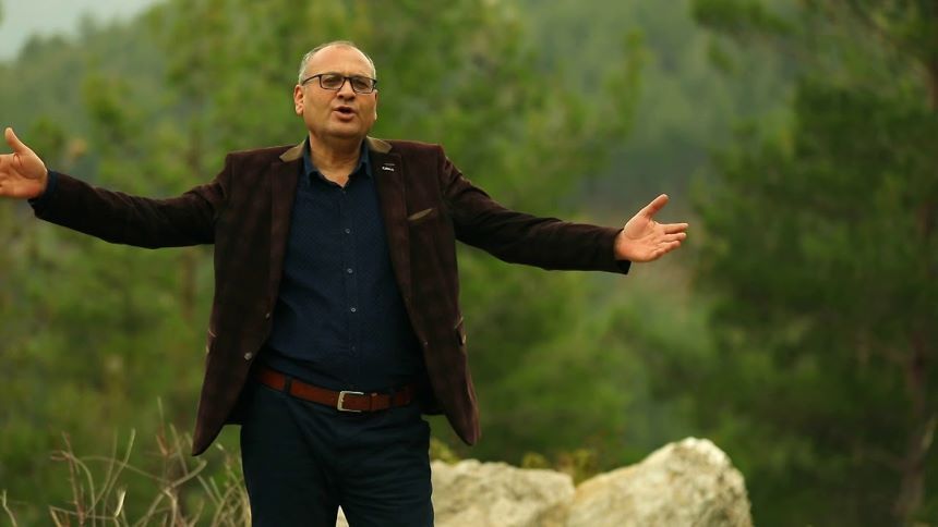 Himmet Cansız Şair