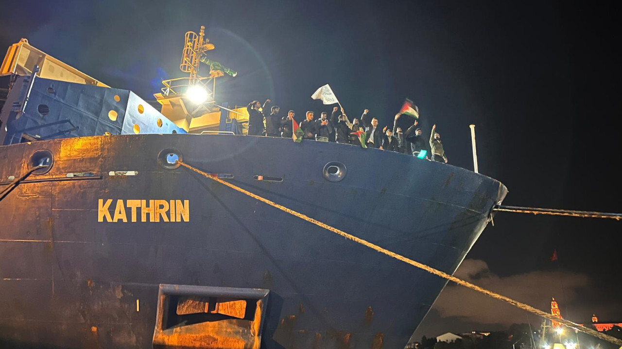 Khatrin Adlı Gemi Haydarpaşa Protesto