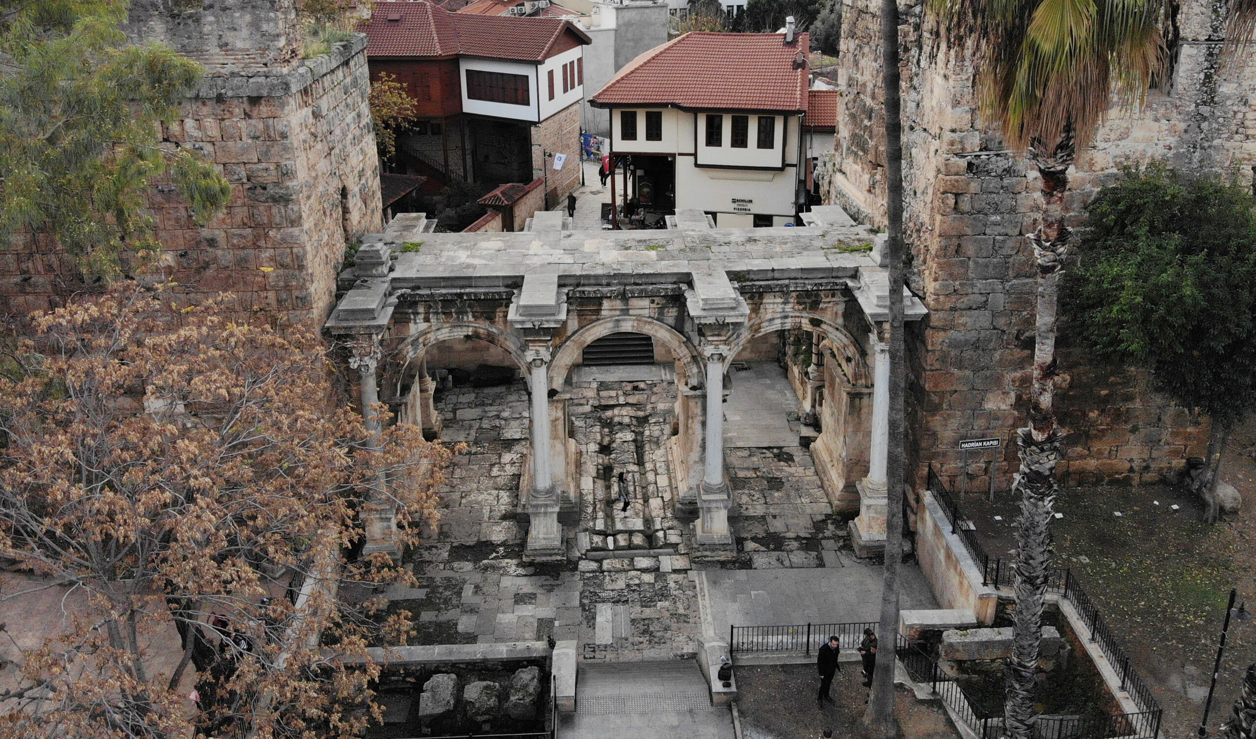 Antalya Uc Kapilar Hikayesi 4