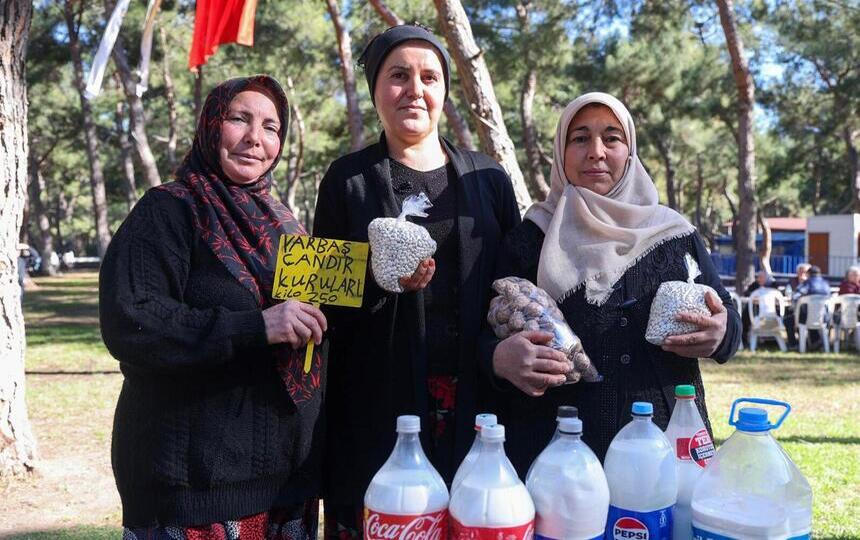 Çandır Fasulyesi Şenliği Köylü Kadınlar Satış