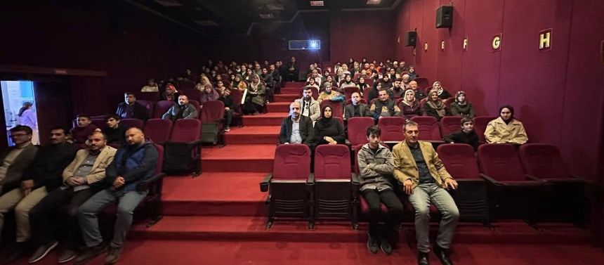 Hafızlar Sinemada (1)