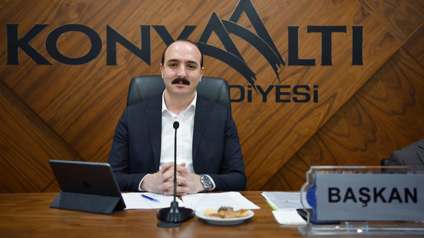 Konyaaltı Belediye Başkanı Cem Kotan