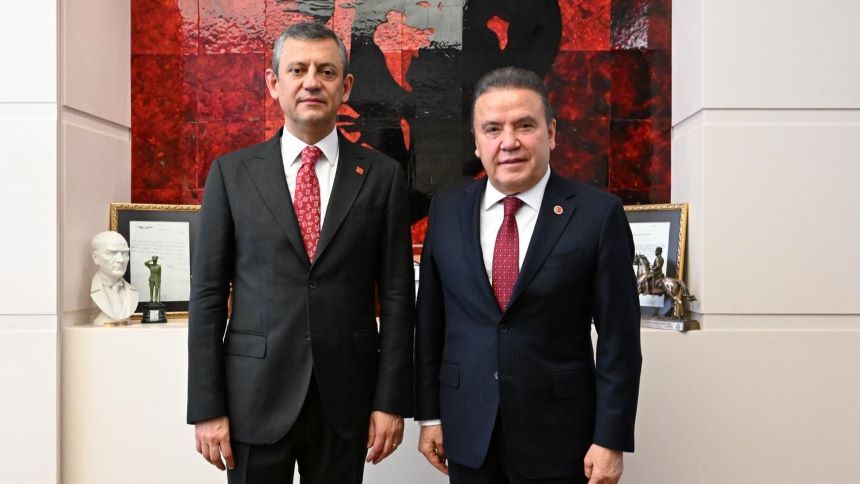 Muhittin Böcek Ve Özgür Özel-1