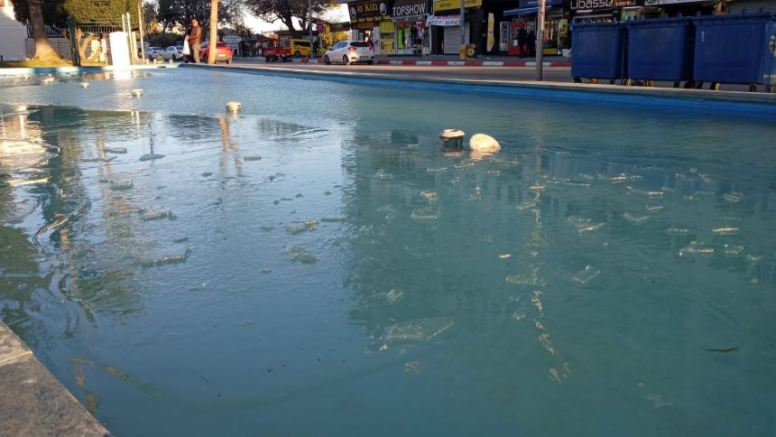 Antalya Havuz Buz Tuttu (1)