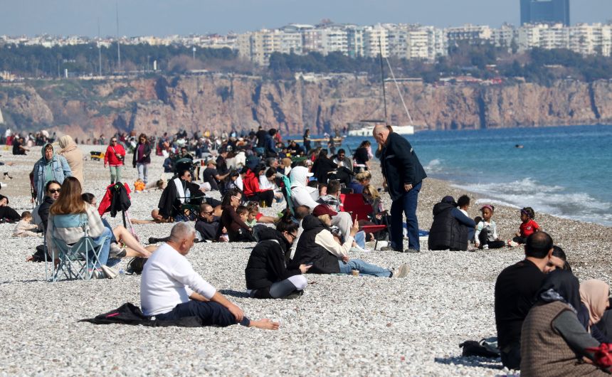 Antalya Konyaaltı Sahili Şubat Ayı (3)