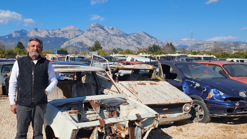 Antalya Otoparkçılar Ve Oto Yıkamacılar Derneği Başkanı Mustafa Hakan Topçu,