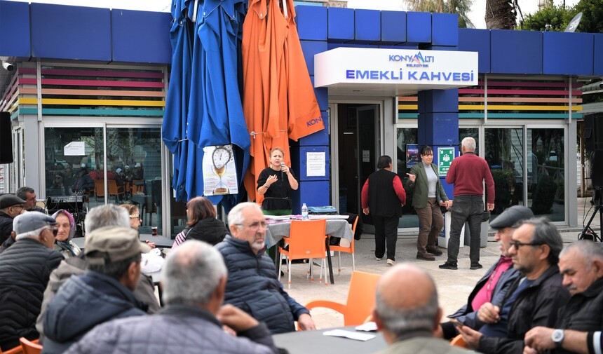 Emekli Kahvesi Konyaaltı Belediyesi