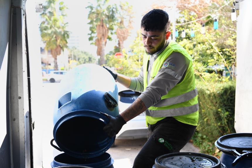 Konyaaltı Belediyesi Atık Yağları Topluyor (1)