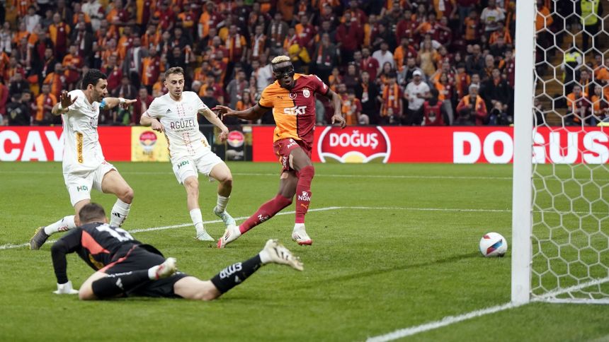 Galatasaray Antalayspor Karşılaşması (1)