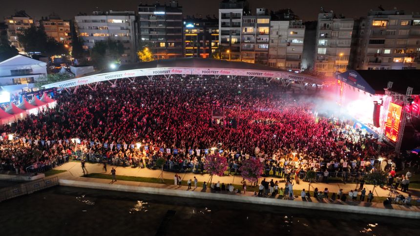 Antalya Simge Konser (3)