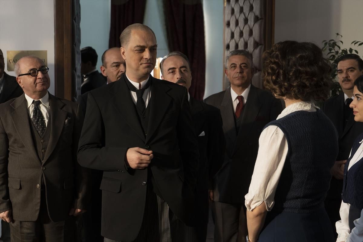 Bir Cumhuriyet Sarkisi Nerede Cekildi 1