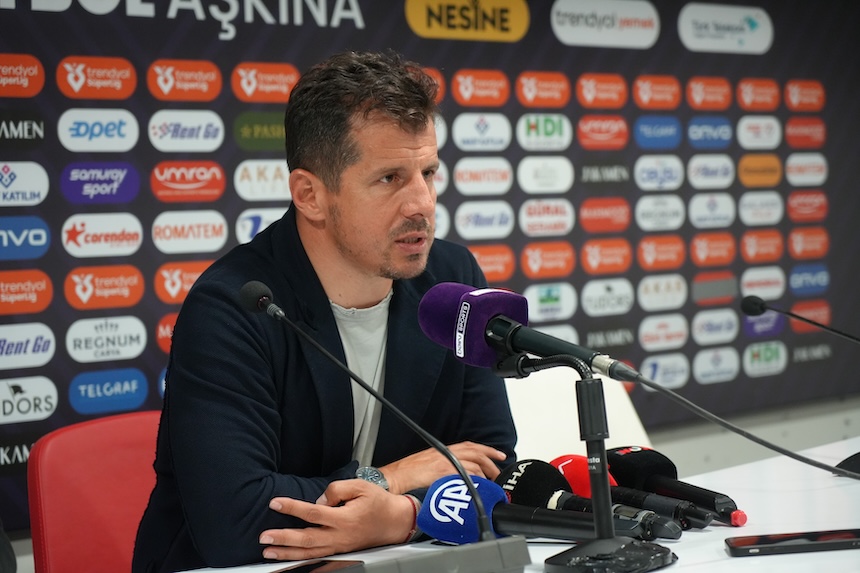 Emre Belözoğlu Antalyaspor Tekni̇k Di̇rektörü