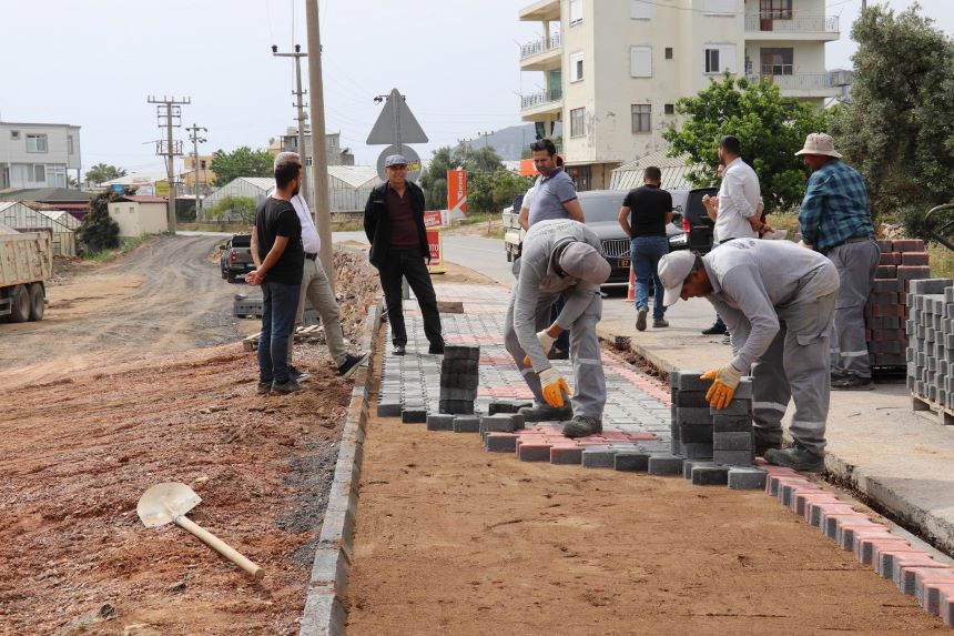 Gazipaşa Havalimanı Yol Çalışması (2)