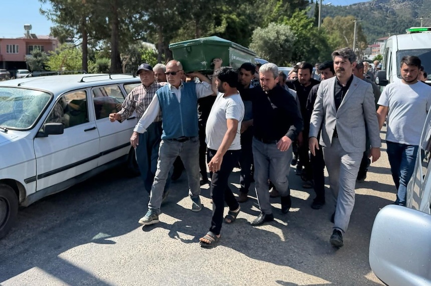 Kazada Hayatini Kaybeden 12 Yaşindaki̇ Gökhan 1