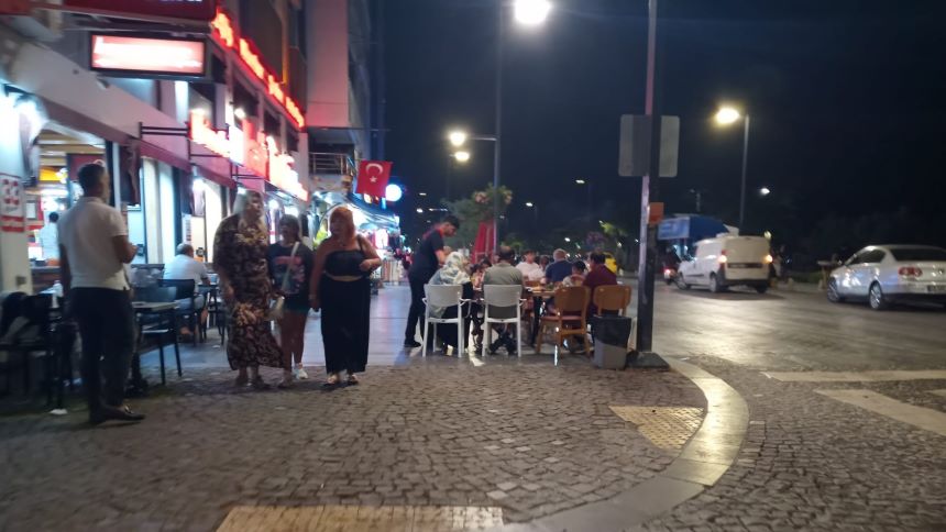 Konyaaltı Sahil Işgali (3)