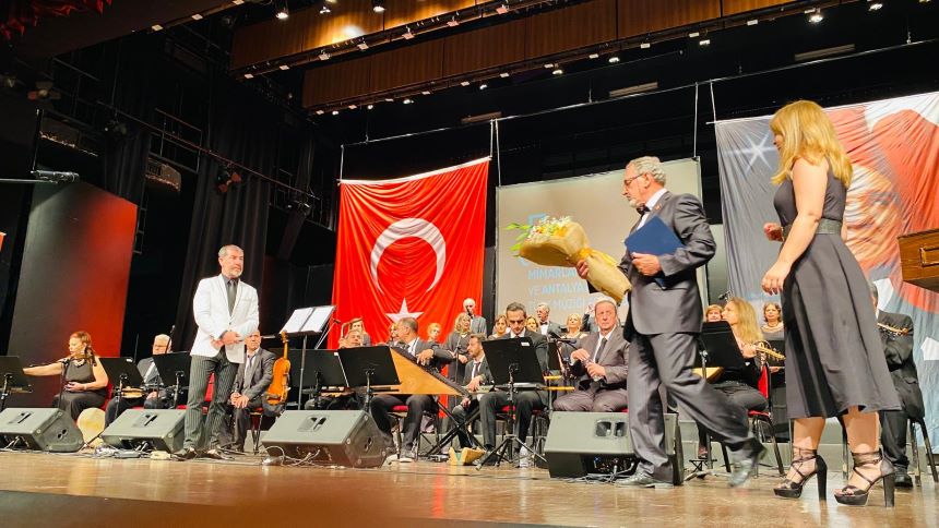 Mimarlar Ve Emekli Subaylar Türk Müziği Korosu (2)