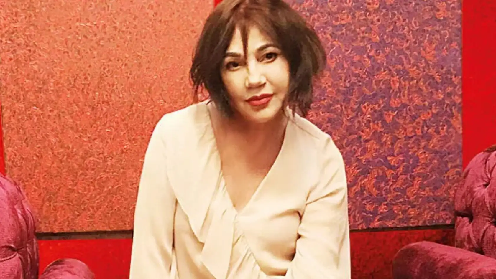 Nazan Oncel Kac Yasinda 2