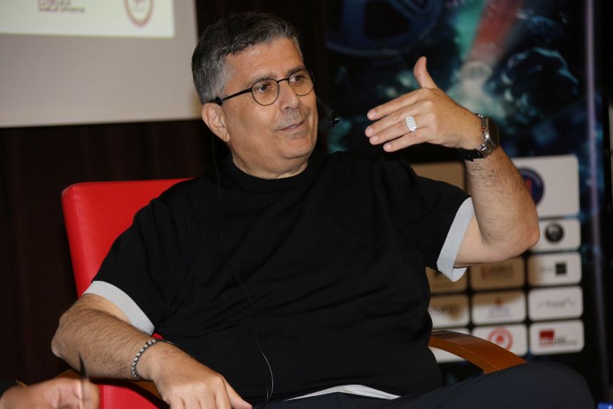 Ömer Faruk Sorak Yönetmen (1)