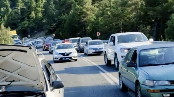 Antalya Bayram Dönüşü Yol (2)