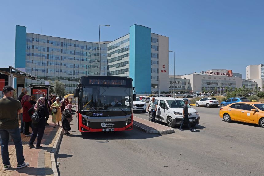 Antalya Şehir Hastanesi Otobüs (2)