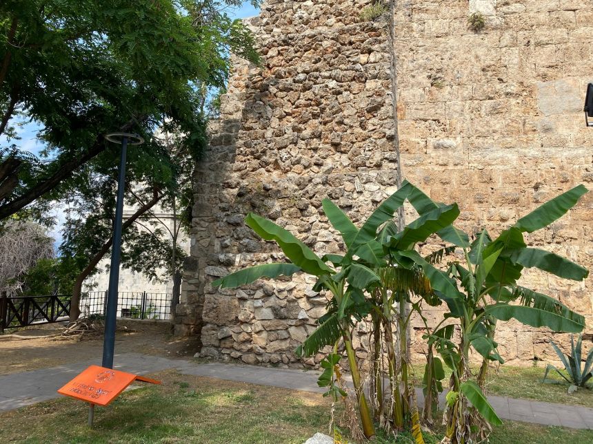 Kaleiçi Dışkı (2)