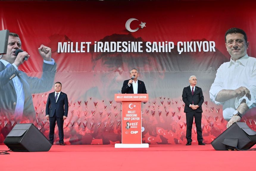 Özgür Özel Antalya Mitingi (2)