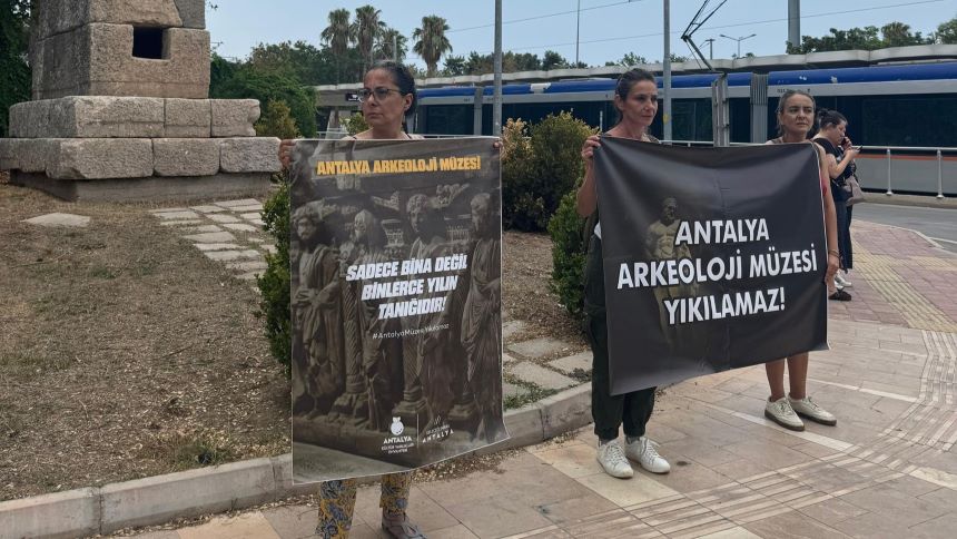Antalya Müzesi Kapatıldı (3)