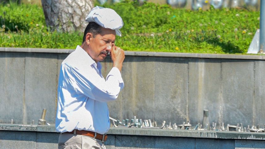 Antalya Sıcak Hava Vatandaşlar (1)
