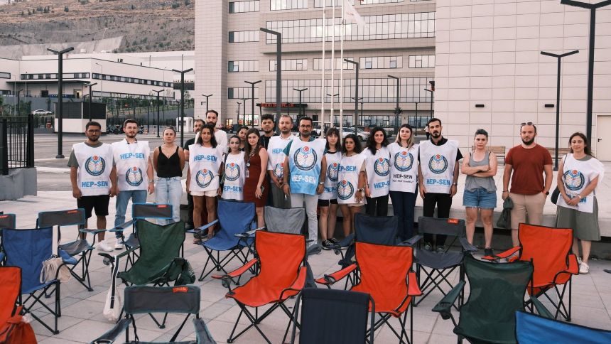Koltuk Sizin Meydan Bizim (3)