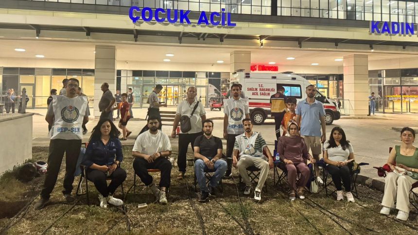 Koltuk Sizin Meydan Bizim (5)