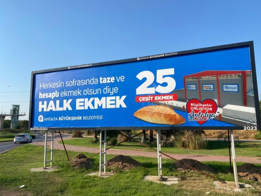 Antalya Giriş Yazısı Muhittin Böcek (1)