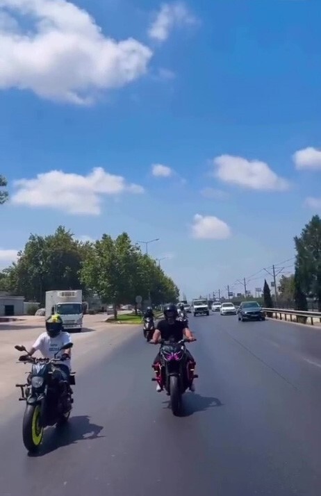 Motor kazasında ölen genç için konvoy