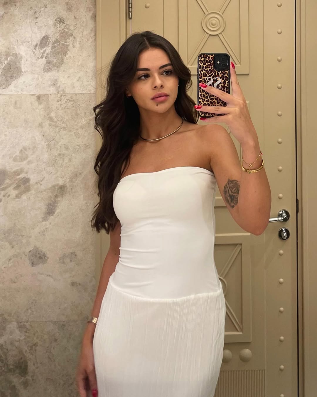Ayse Sena Seref Kimdir 6