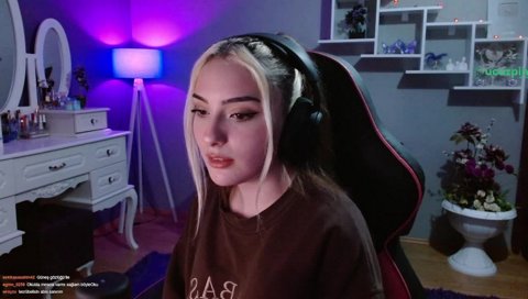 Eldorina Kac Yasinda 1