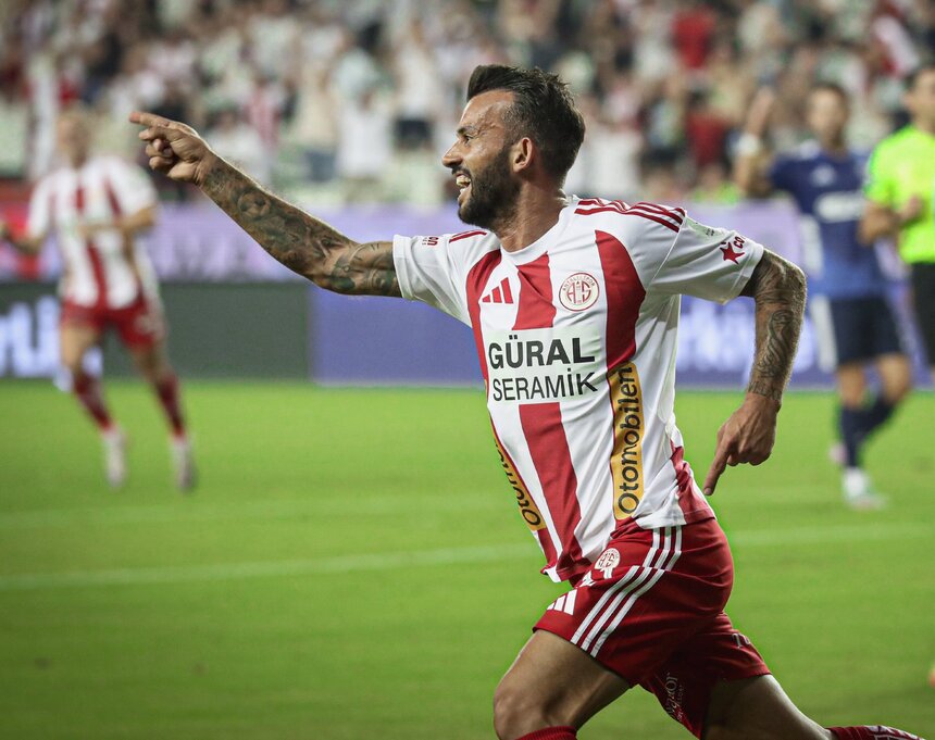 Güray Vural Antalyaspor 2025 2026 Ilk Maç