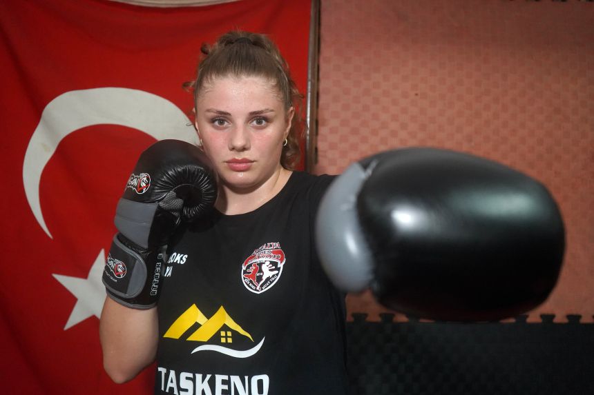 İrem İdil Satılmış Kivk Bokscu (4)